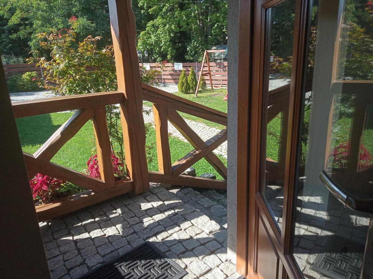 Bocianowka Z Sauna I Fotelem Masujacym W Cenie 乌斯特龙 外观 照片