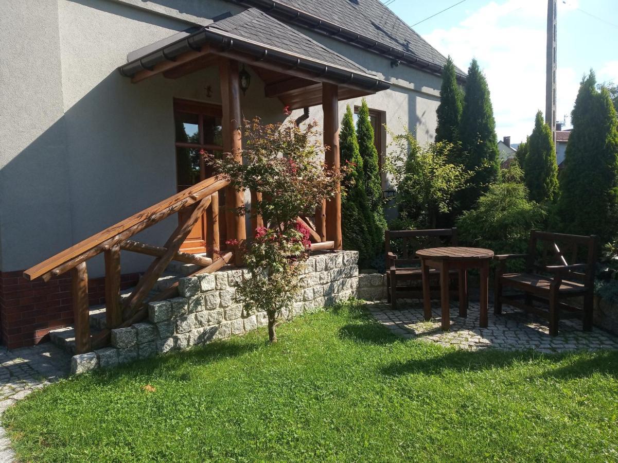 Bocianowka Z Sauna I Fotelem Masujacym W Cenie 乌斯特龙 外观 照片